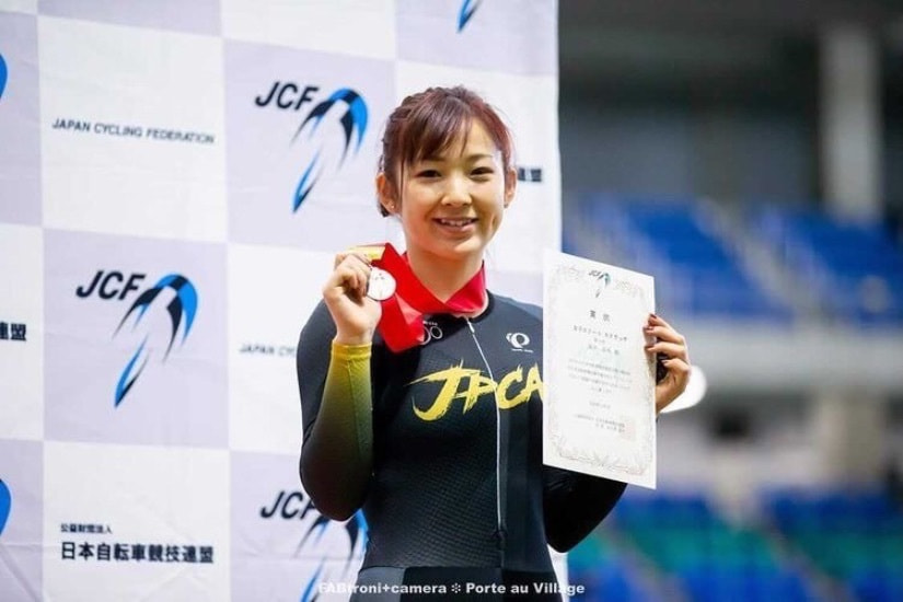 鈴木奈央