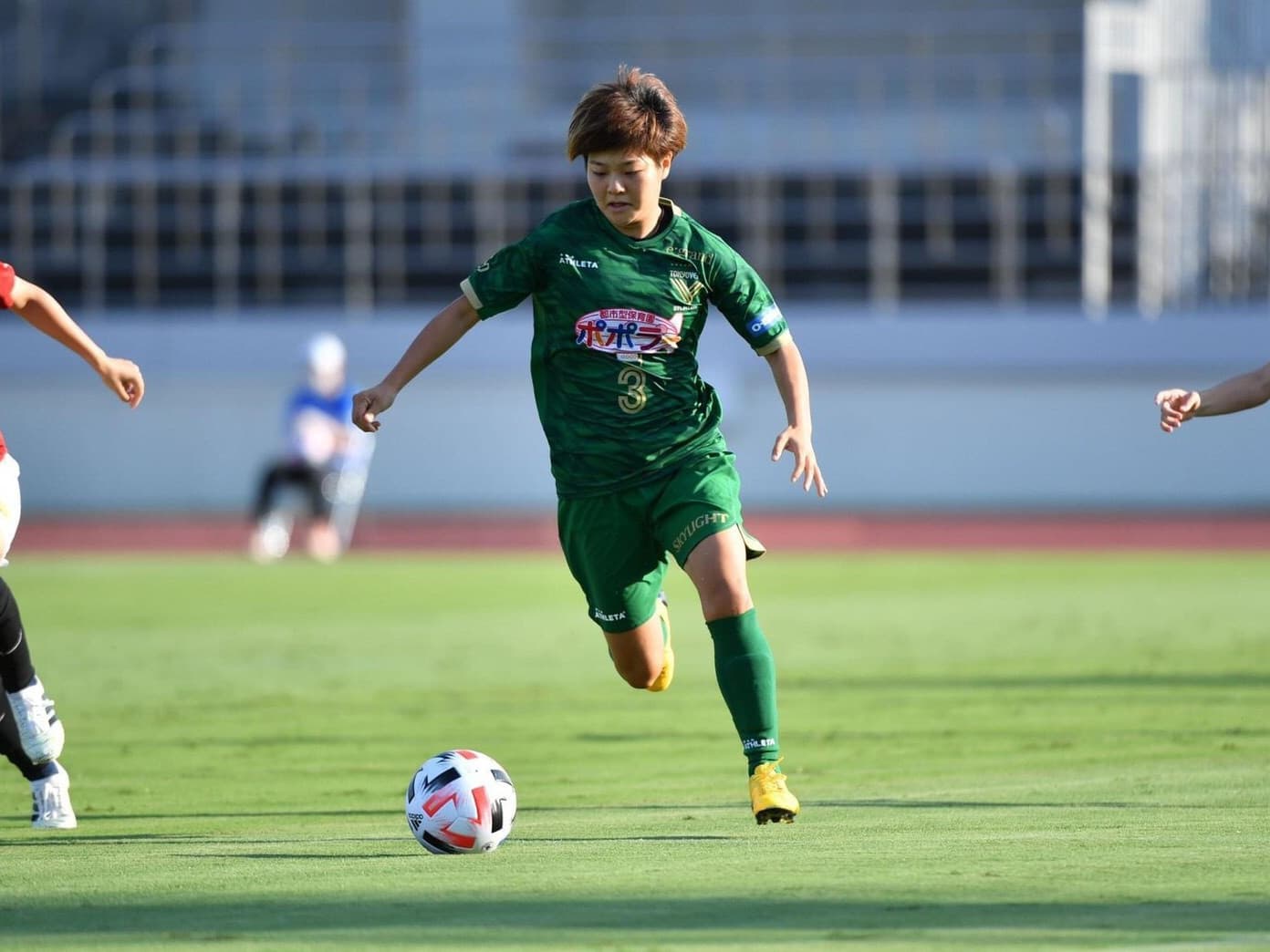 村松智子選手(サッカー)